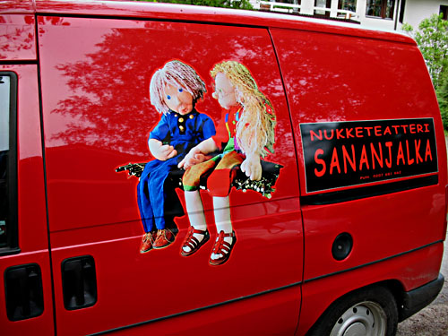 kes&auml;n&auml;yttely-2001